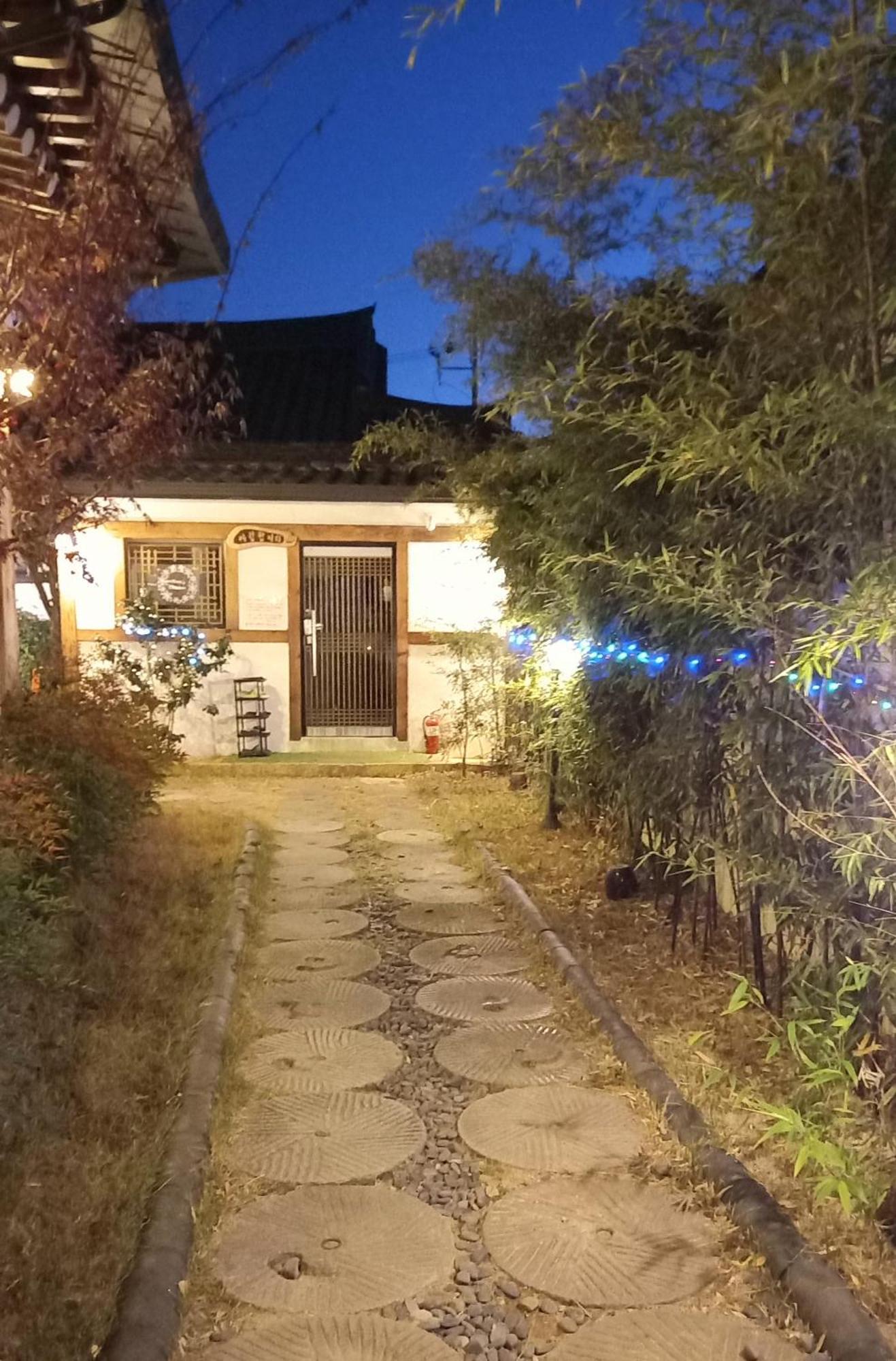 Adam Guesthouse Gyeongju Pokój zdjęcie